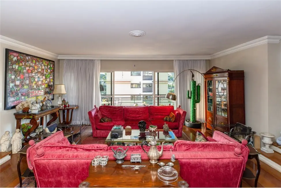 Apartamento com 4 quartos à venda, 236m2 em Real Parque, São Paulo - SP - imagem 2 Foto 2 de Apartamento com 4 quartos à venda, 236m2 em Real Parque, São Paulo - SP