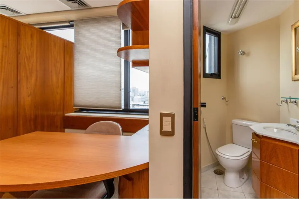 Sala Comercial à venda, 256m2 em Bela Vista, São Paulo - SP - imagem 4 Foto 4 de Sala Comercial à venda, 256m2 em Bela Vista, São Paulo - SP