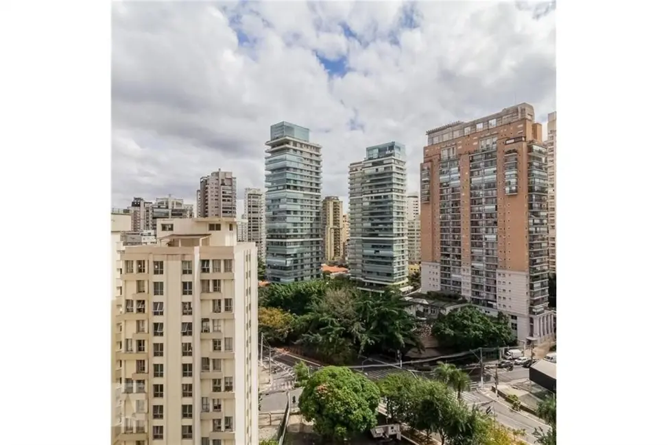 Foto 2 de Casa com 2 quartos à venda, 64m2 em Moema, São Paulo - SP