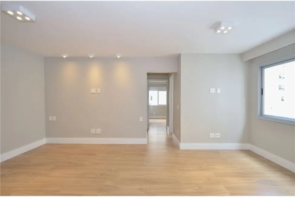 Apartamento com 2 quartos à venda, 70m2 em Moema, São Paulo - SP - imagem 6 Foto 6 de Apartamento com 2 quartos à venda, 70m2 em Moema, São Paulo - SP