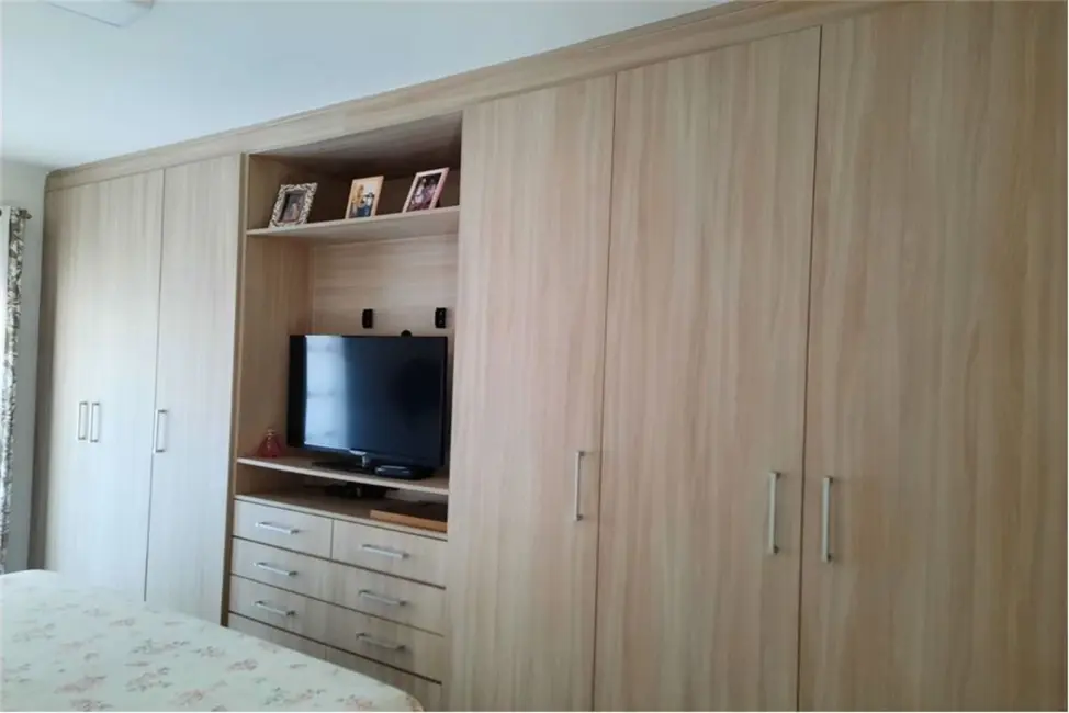 Foto 5 de Casa com 3 quartos à venda, 225m2 em Jardim Nice, São Paulo - SP