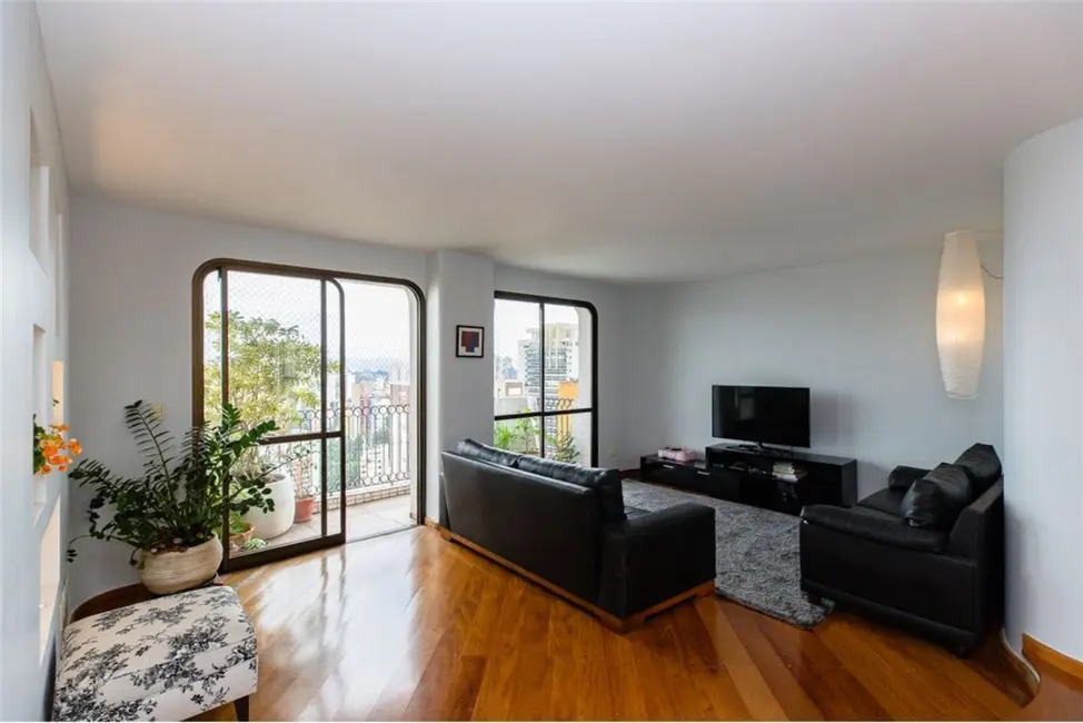 Apartamento com 3 quartos à venda, 180m2 em Vila Suzana, São Paulo - SP - imagem 4 Foto 4 de Apartamento com 3 quartos à venda, 180m2 em Vila Suzana, São Paulo - SP