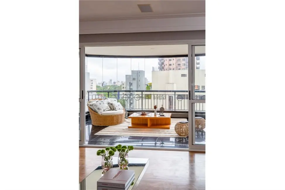 Foto 6 de Apartamento com 3 quartos à venda, 301m2 em Moema, São Paulo - SP