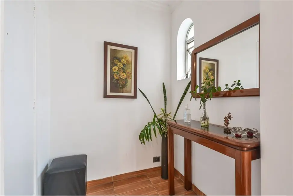 Apartamento com 3 quartos à venda, 135m2 em Moema, São Paulo - SP - imagem 8 Foto 8 de Apartamento com 3 quartos à venda, 135m2 em Moema, São Paulo - SP