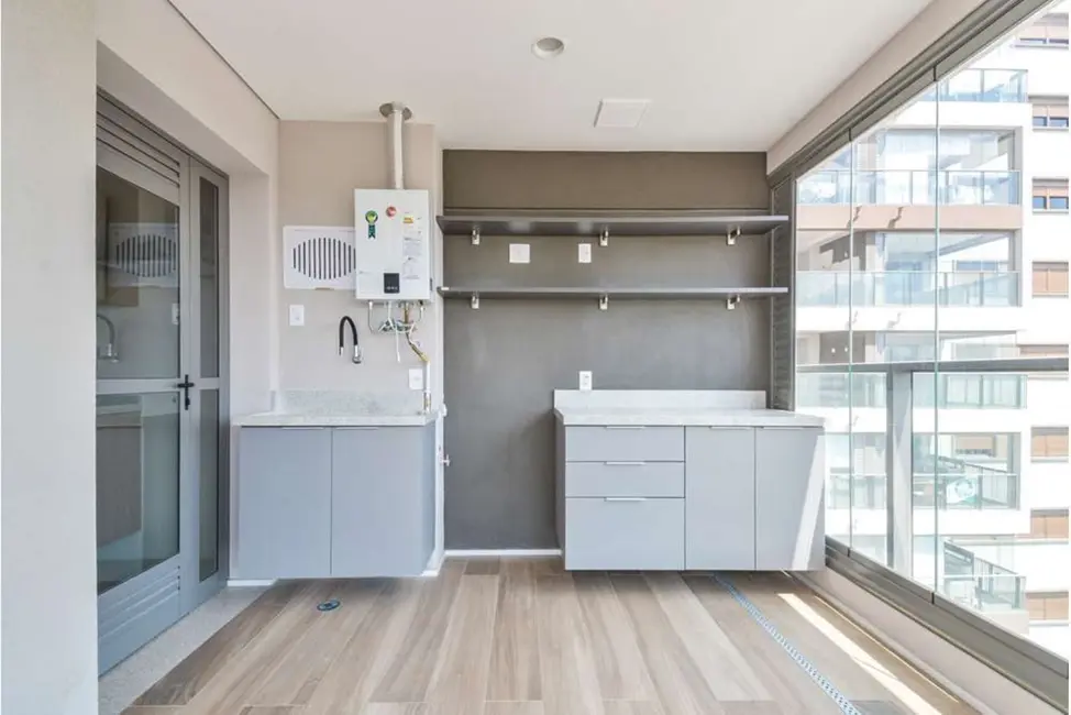 Foto 8 de Apartamento com 2 quartos à venda, 65m2 em Moema, São Paulo - SP