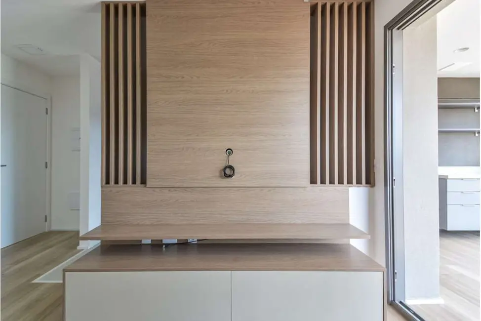 Foto 2 de Apartamento com 2 quartos à venda, 65m2 em Moema, São Paulo - SP