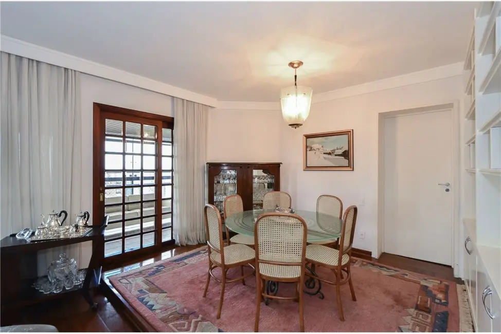 Foto 3 de Apartamento com 4 quartos à venda, 241m2 em Vila Suzana, São Paulo - SP