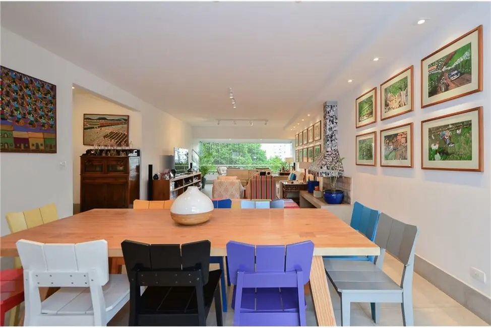 Apartamento com 4 quartos à venda, 230m2 em Higienópolis, São Paulo - SP - imagem 3 Foto 3 de Apartamento com 4 quartos à venda, 230m2 em Higienópolis, São Paulo - SP