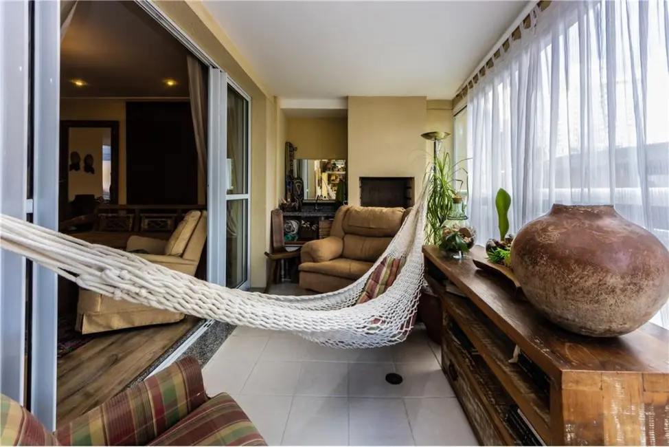 Foto 2 de Apartamento com 3 quartos à venda, 107m2 em Vila Isa, São Paulo - SP