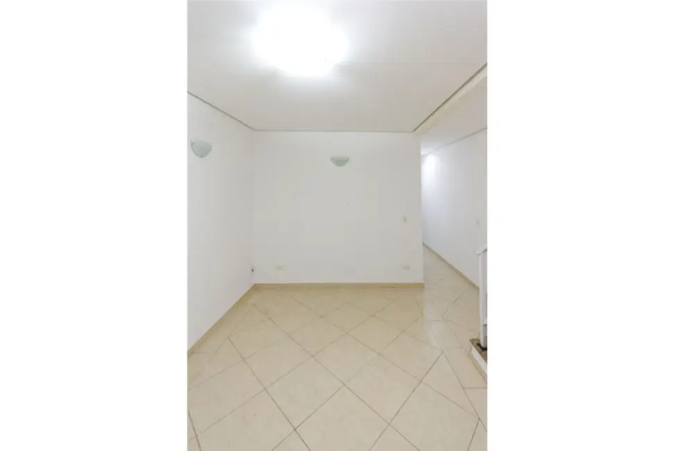 Foto 2 de Casa com 3 quartos à venda, 150m2 em Vila Bertioga, São Paulo - SP