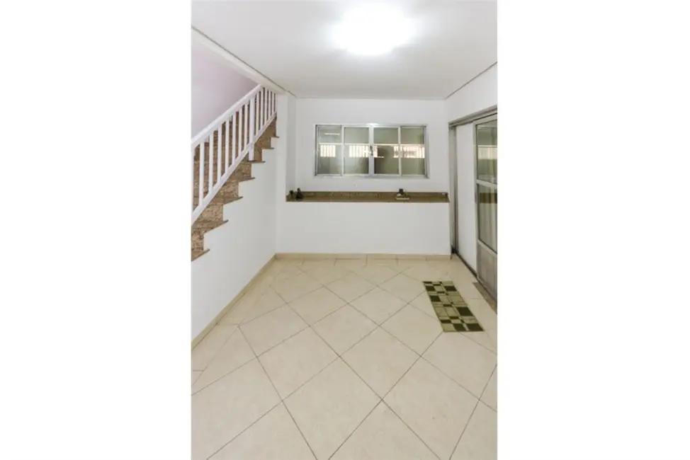 Foto 4 de Casa com 3 quartos à venda, 150m2 em Vila Bertioga, São Paulo - SP
