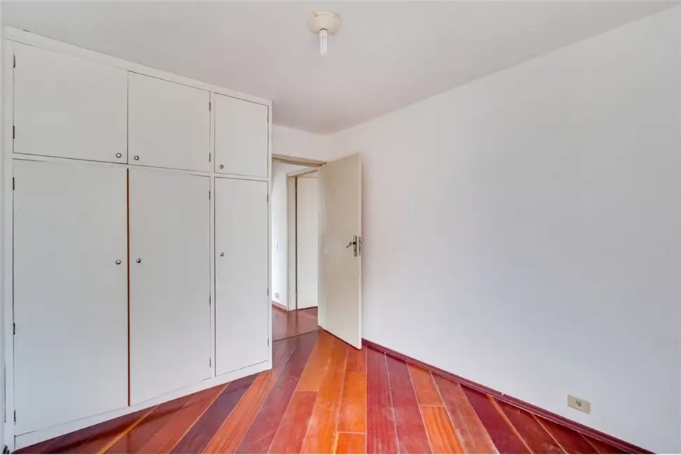 Foto 5 de Apartamento com 2 quartos à venda, 75m2 em Campo Belo, São Paulo - SP