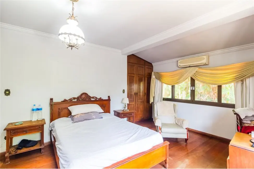 Foto 2 de Casa com 4 quartos à venda, 201m2 em Chácara Monte Alegre, São Paulo - SP