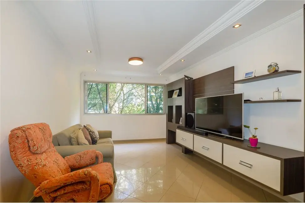 Apartamento com 2 quartos à venda, 107m2 em Moema, São Paulo - SP - imagem 2 Foto 2 de Apartamento com 2 quartos à venda, 107m2 em Moema, São Paulo - SP