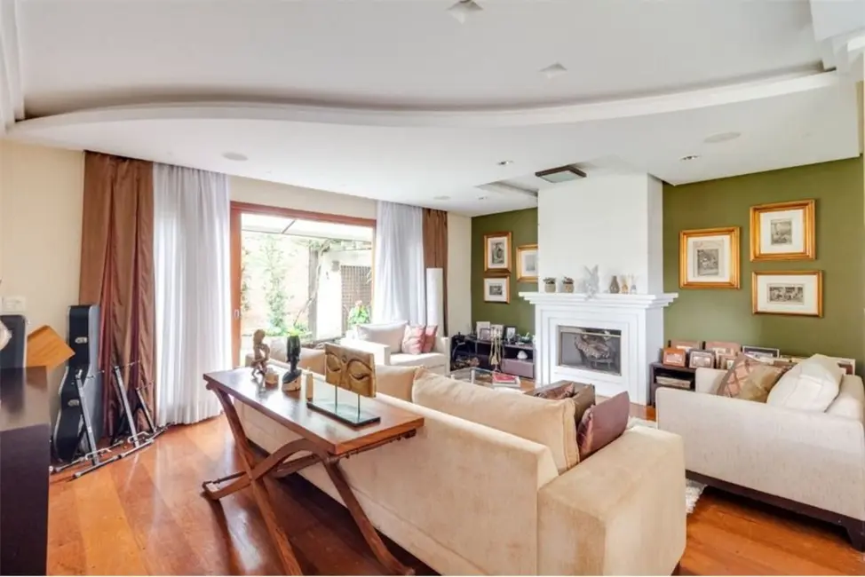 Casa com 3 quartos à venda, 290m2 em Campo Belo, São Paulo - SP - imagem 3 Foto 3 de Casa com 3 quartos à venda, 290m2 em Campo Belo, São Paulo - SP