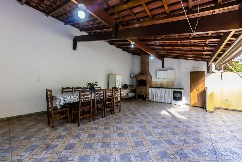 Foto 5 de Casa com 3 quartos à venda, 210m2 em São Paulo - SP