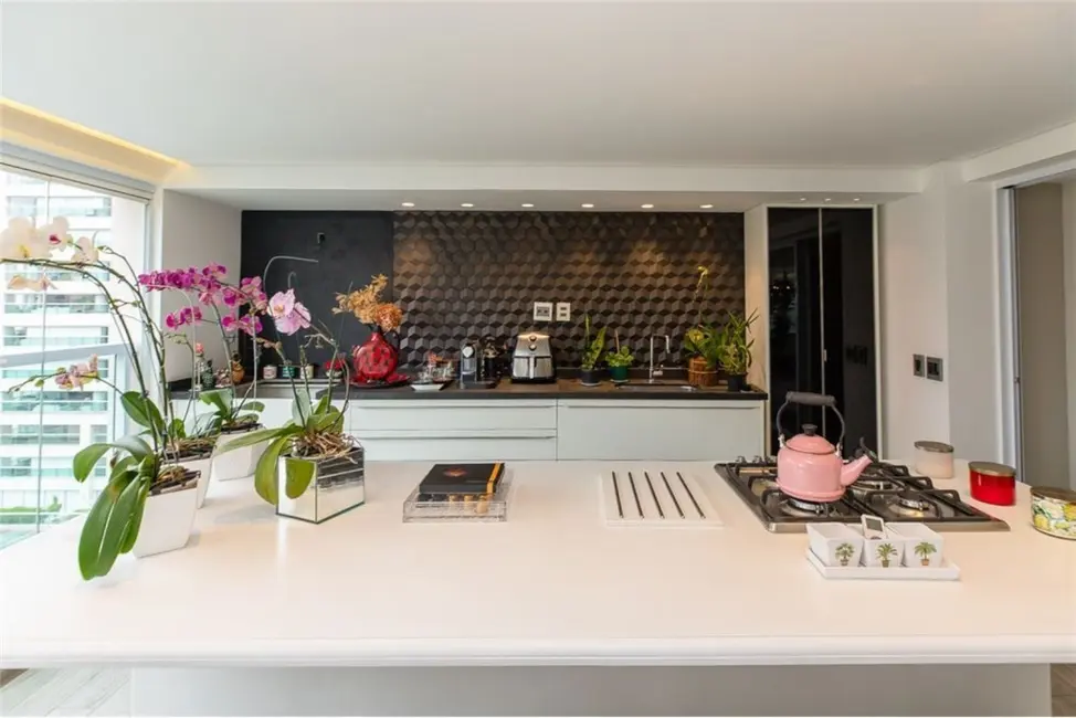 Foto 2 de Apartamento à venda, 335m2 em Moema, São Paulo - SP