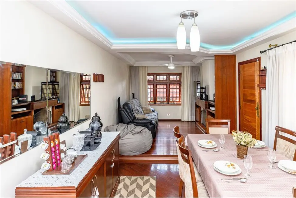 Foto 9 de Casa com 3 quartos à venda, 180m2 em Vila Marari, São Paulo - SP