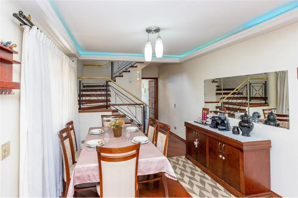 Foto 4 de Casa com 3 quartos à venda, 180m2 em Vila Marari, São Paulo - SP