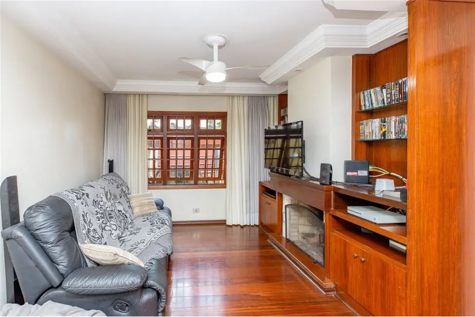 Foto 1 de Casa com 3 quartos à venda, 180m2 em Vila Marari, São Paulo - SP