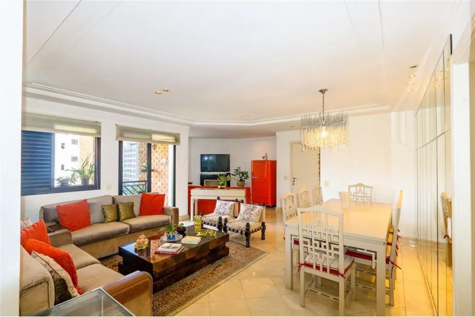 Apartamento com 3 quartos à venda, 145m2 em Vila Suzana, São Paulo - SP - imagem 6 Foto 6 de Apartamento com 3 quartos à venda, 145m2 em Vila Suzana, São Paulo - SP