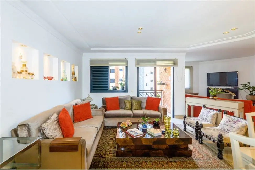 Apartamento com 3 quartos à venda, 145m2 em Vila Suzana, São Paulo - SP - imagem 5 Foto 5 de Apartamento com 3 quartos à venda, 145m2 em Vila Suzana, São Paulo - SP