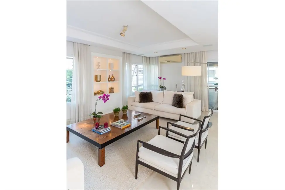 Apartamento com 3 quartos à venda, 243m2 em Vila Uberabinha, São Paulo - SP - imagem 6 Foto 6 de Apartamento com 3 quartos à venda, 243m2 em Vila Uberabinha, São Paulo - SP