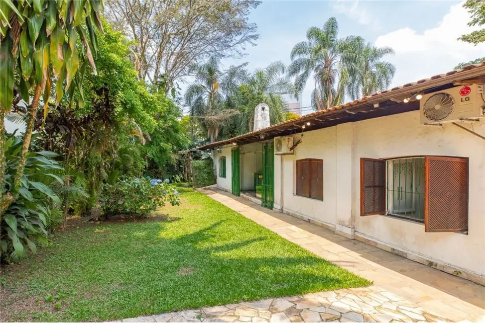 Foto 1 de Casa com 3 quartos à venda, 400m2 em Alto de Pinheiros, São Paulo - SP