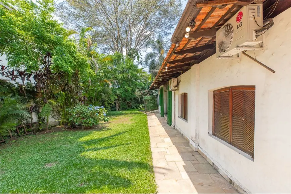 Foto 2 de Casa com 3 quartos à venda, 400m2 em Alto de Pinheiros, São Paulo - SP