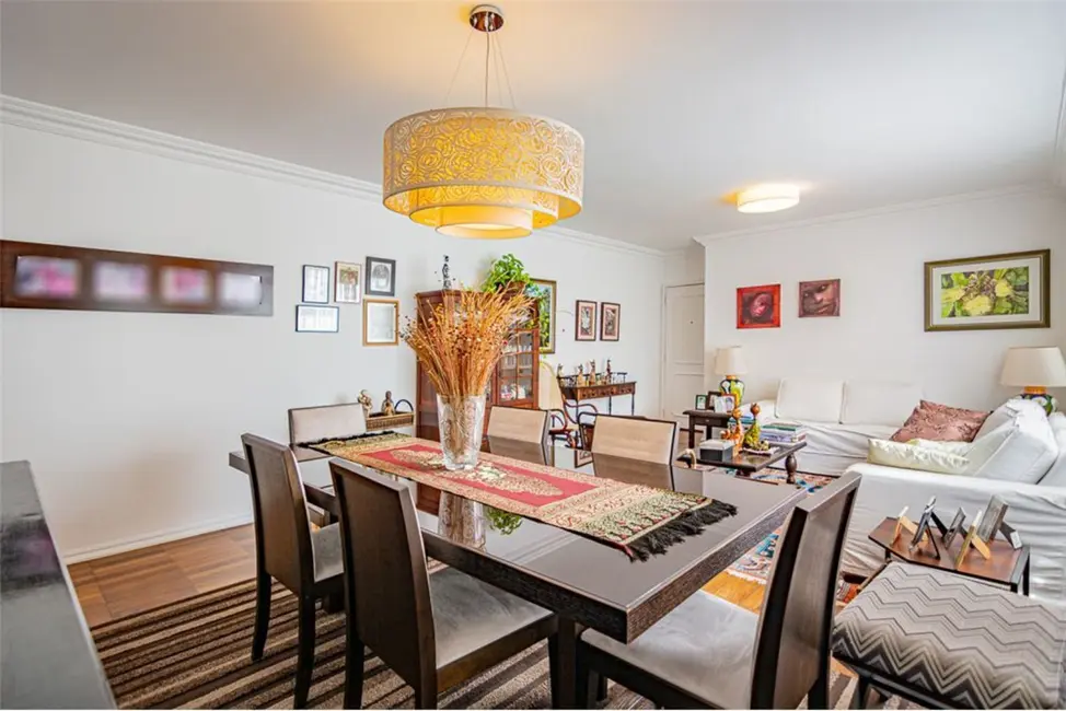 Apartamento com 3 quartos à venda, 142m2 em Higienópolis, São Paulo - SP - imagem 6 Foto 6 de Apartamento com 3 quartos à venda, 142m2 em Higienópolis, São Paulo - SP