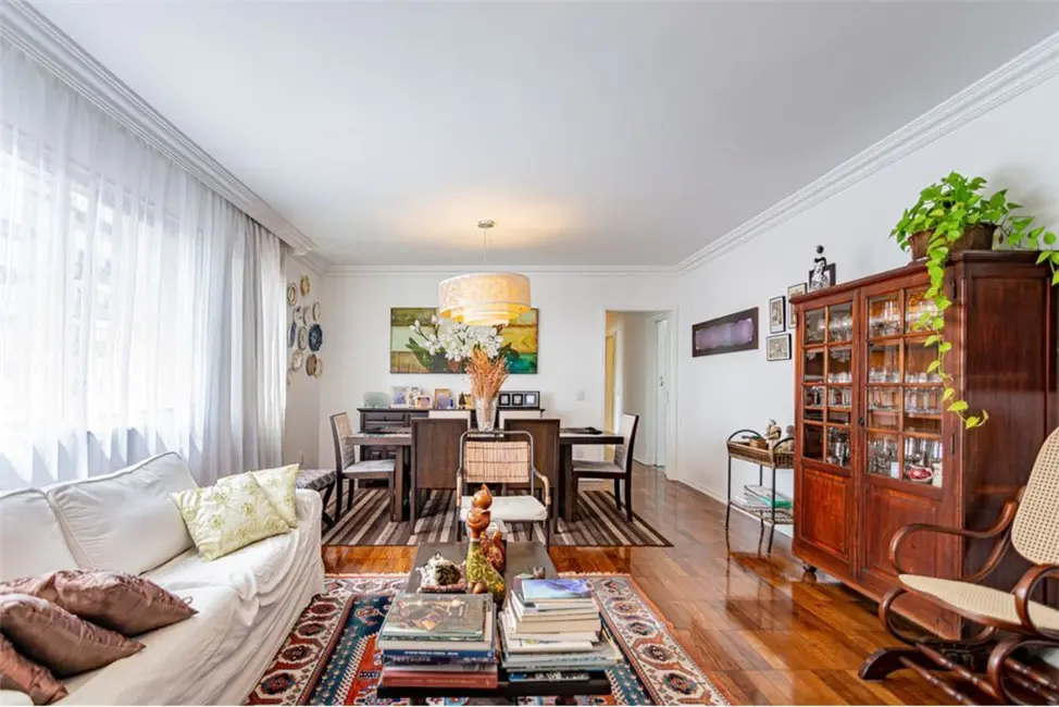 Apartamento com 3 quartos à venda, 142m2 em Higienópolis, São Paulo - SP - imagem 2 Foto 2 de Apartamento com 3 quartos à venda, 142m2 em Higienópolis, São Paulo - SP