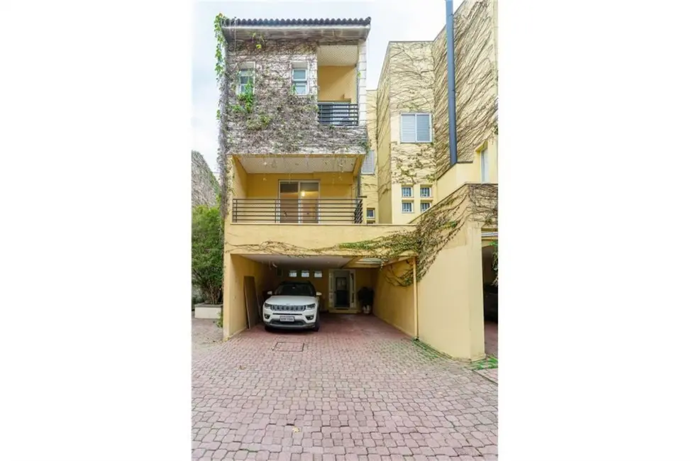 Foto 2 de Casa com 3 quartos à venda, 204m2 em São Paulo - SP