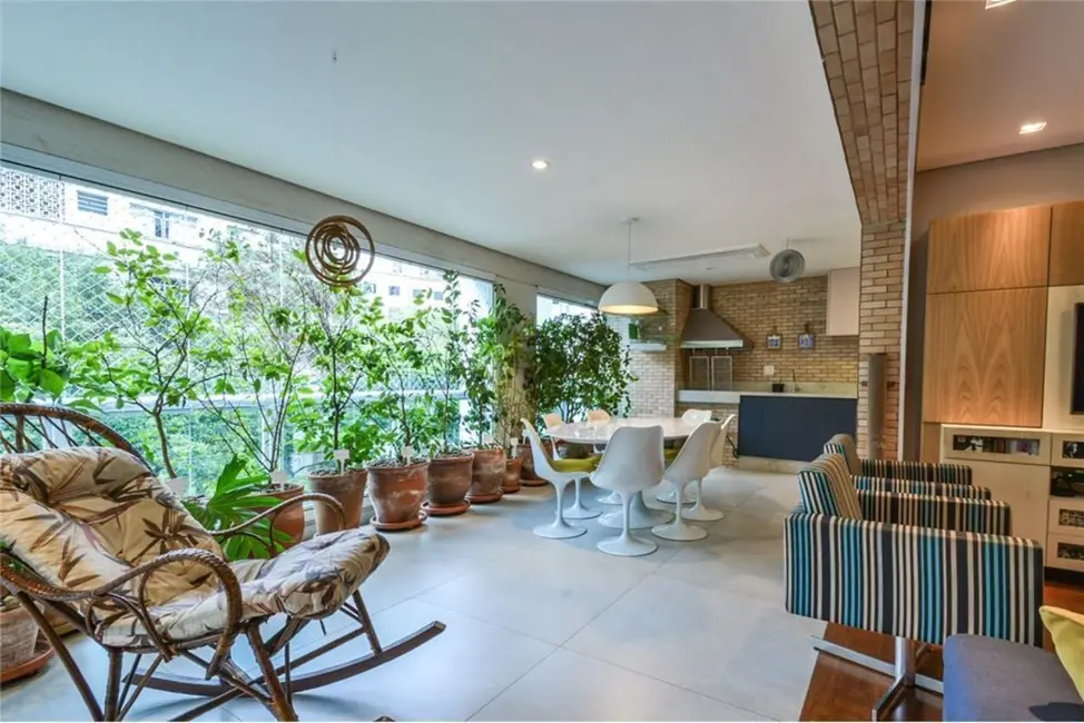 Apartamento com 4 quartos à venda, 208m2 em Vila Mariana, São Paulo - SP - imagem 5 Foto 5 de Apartamento com 4 quartos à venda, 208m2 em Vila Mariana, São Paulo - SP