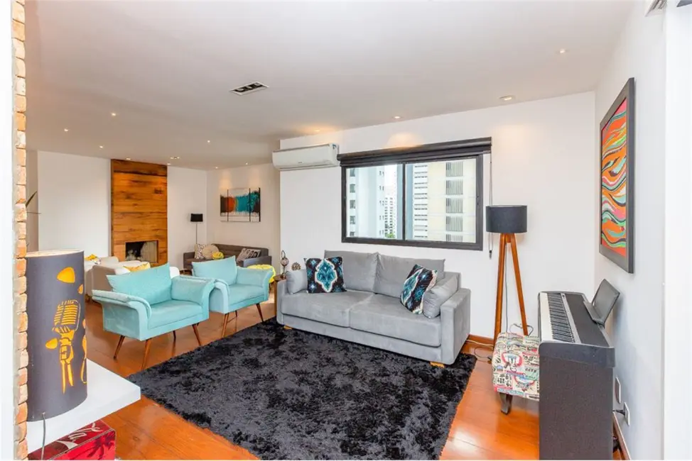 Apartamento com 3 quartos à venda, 181m2 em Moema, São Paulo - SP - imagem 1 Foto 1 de Apartamento com 3 quartos à venda, 181m2 em Moema, São Paulo - SP