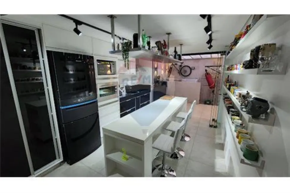 Casa com 2 quartos à venda, 80m2 em Interlagos, São Paulo - SP - imagem 3 Foto 3 de Casa com 2 quartos à venda, 80m2 em Interlagos, São Paulo - SP