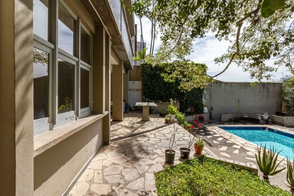 Foto 4 de Casa com 4 quartos à venda, 350m2 em Jardim Leonor, São Paulo - SP