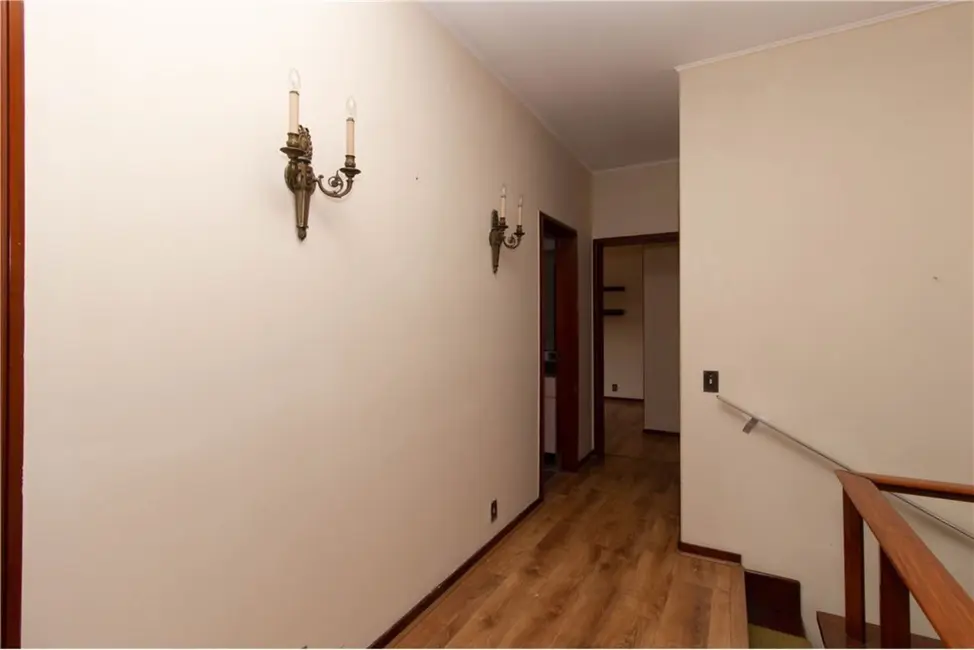 Casa com 4 quartos à venda, 256m2 em Planalto Paulista, São Paulo - SP - imagem 9 Foto 9 de Casa com 4 quartos à venda, 256m2 em Planalto Paulista, São Paulo - SP