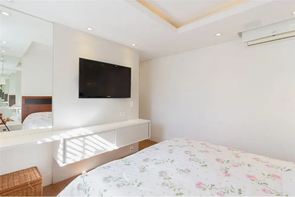 Foto 8 de Casa com 3 quartos à venda, 239m2 em Vila Macedópolis, São Paulo - SP