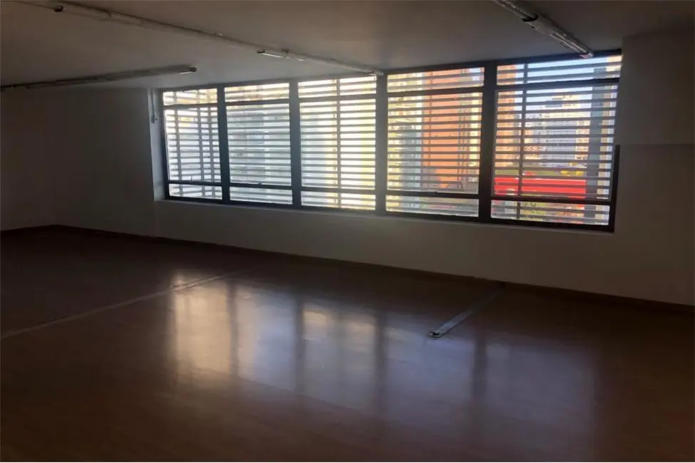 Sala Comercial à venda, 69m2 em Vila Olímpia, São Paulo - SP - imagem 7 Foto 7 de Sala Comercial à venda, 69m2 em Vila Olímpia, São Paulo - SP