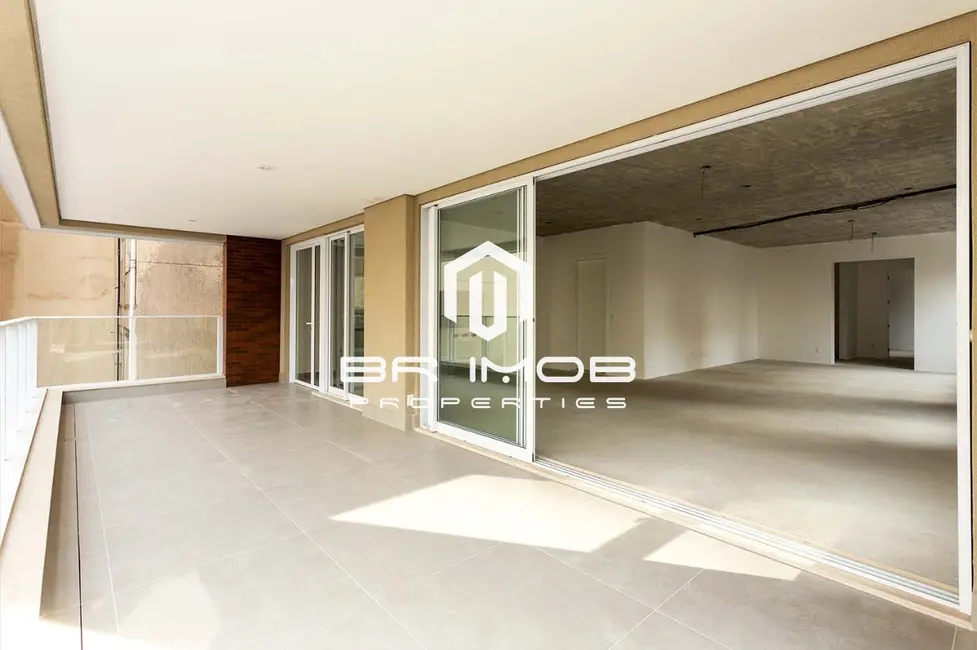 Foto 4 de Apartamento com 4 quartos à venda, 330m2 em Itaim Bibi, São Paulo - SP