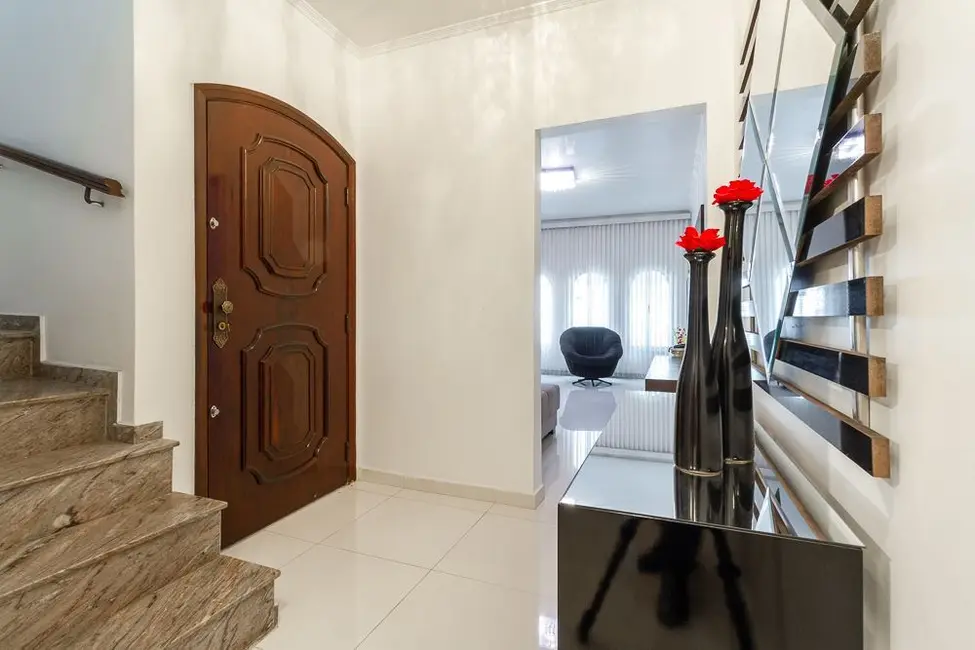 Foto 6 de Casa com 3 quartos à venda, 201m2 em Vila Marari, São Paulo - SP