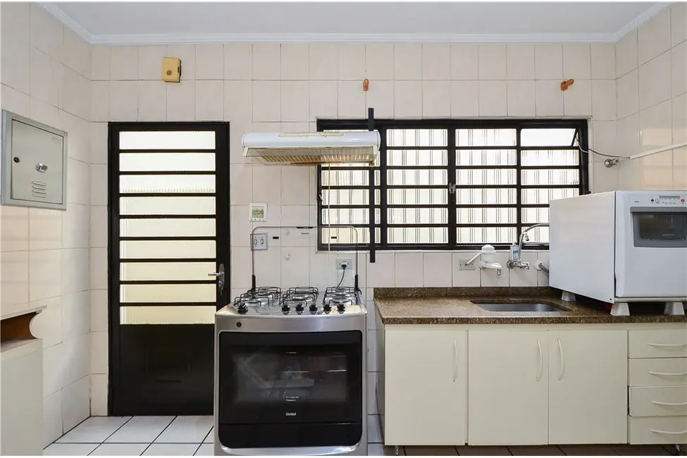 Casa com 2 quartos à venda, 134m2 em Alto da Lapa, São Paulo - SP - imagem 9 Foto 9 de Casa com 2 quartos à venda, 134m2 em Alto da Lapa, São Paulo - SP