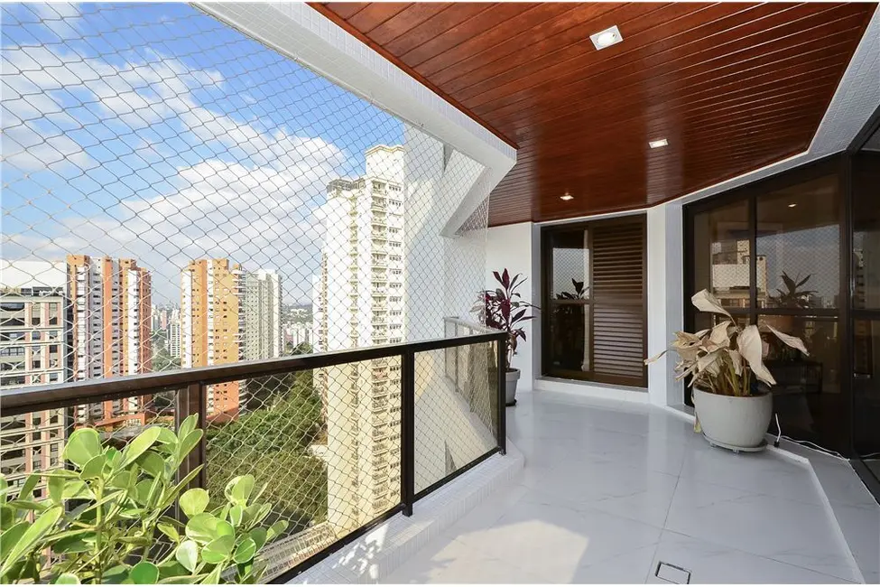 Foto 9 de Apartamento com 4 quartos à venda, 236m2 em São Paulo - SP