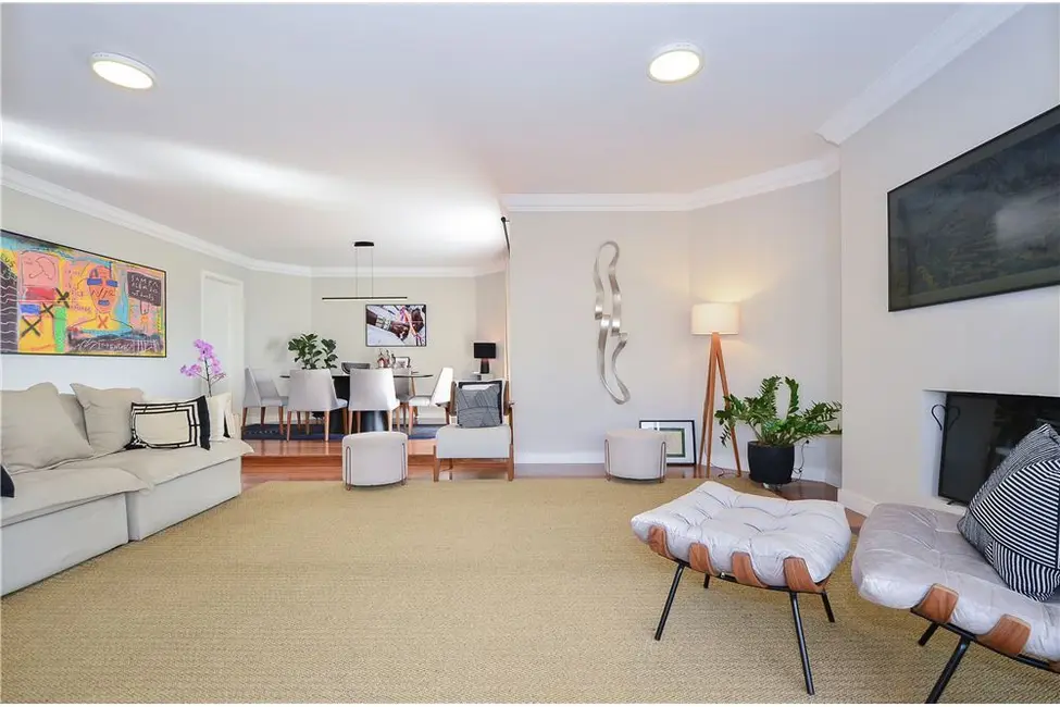 Foto 2 de Apartamento com 4 quartos à venda, 236m2 em São Paulo - SP