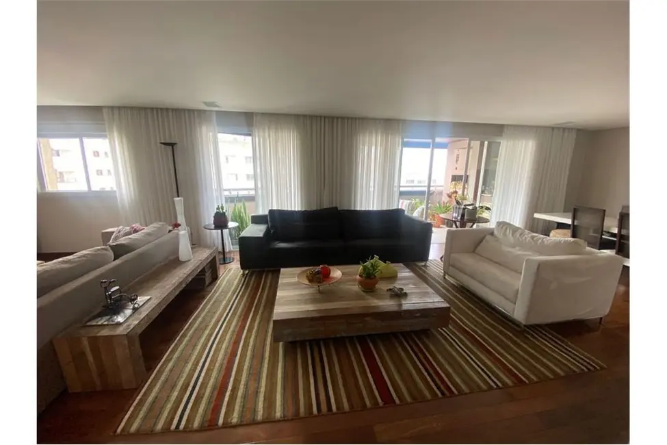 Foto 5 de Apartamento com 3 quartos à venda, 200m2 em Moema, São Paulo - SP