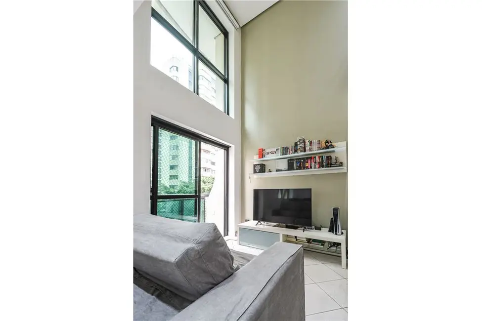 Foto 3 de Apartamento com 2 quartos à venda, 65m2 em Moema, São Paulo - SP