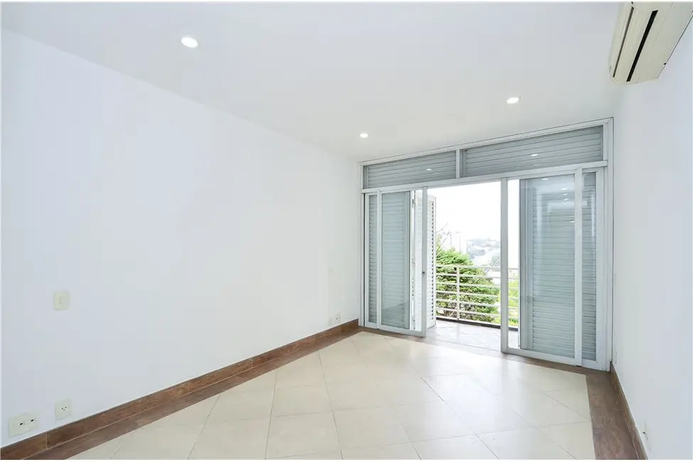 Foto 9 de Apartamento com 3 quartos à venda, 250m2 em Vila Alexandria, São Paulo - SP