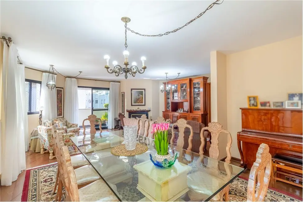 Apartamento com 4 quartos à venda, 186m2 em Santa Cecília, São Paulo - SP - imagem 2 Foto 2 de Apartamento com 4 quartos à venda, 186m2 em Santa Cecília, São Paulo - SP