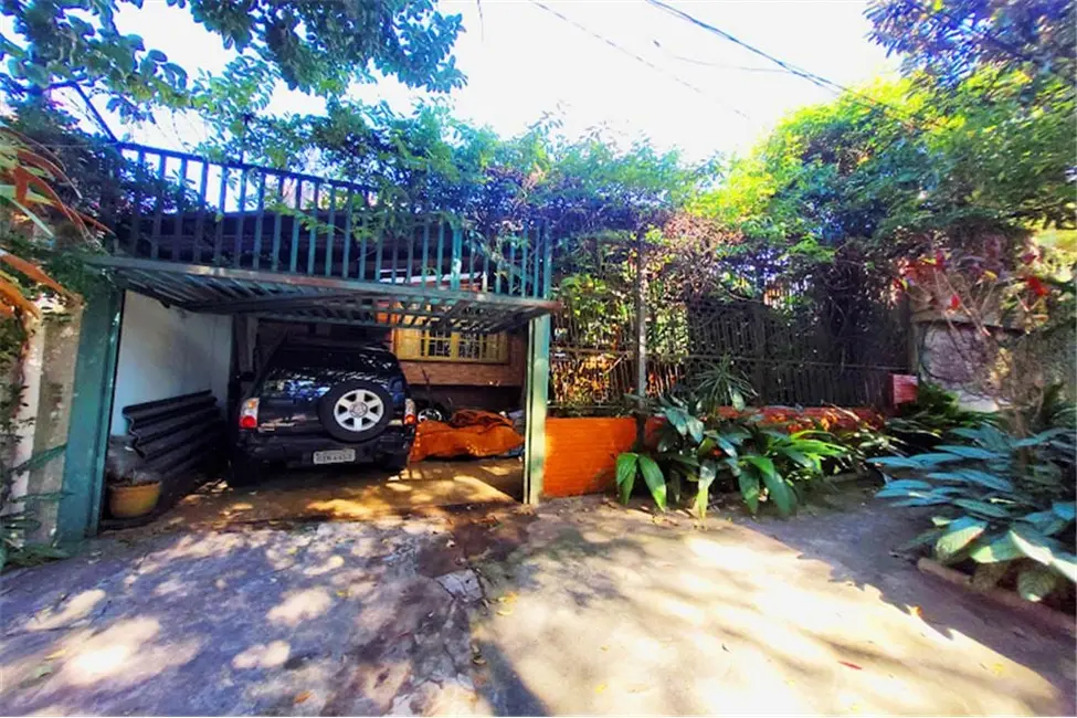Foto 2 de Casa com 3 quartos à venda, 165m2 em Jardim Petrópolis, São Paulo - SP