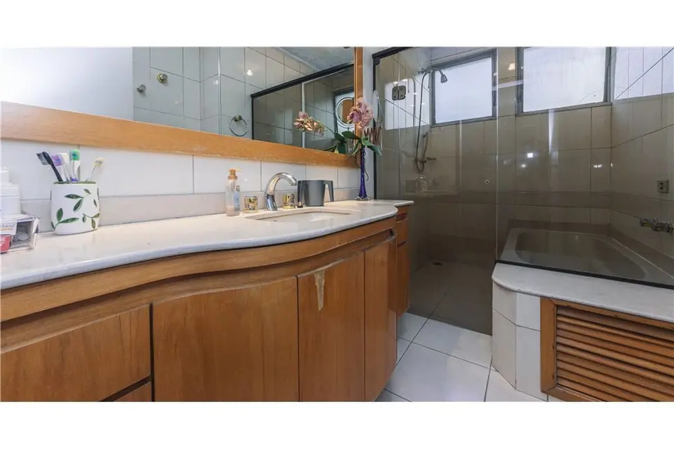 Apartamento com 3 quartos à venda, 151m2 em Jardim Paulista, São Paulo - SP - imagem 7 Foto 7 de Apartamento com 3 quartos à venda, 151m2 em Jardim Paulista, São Paulo - SP